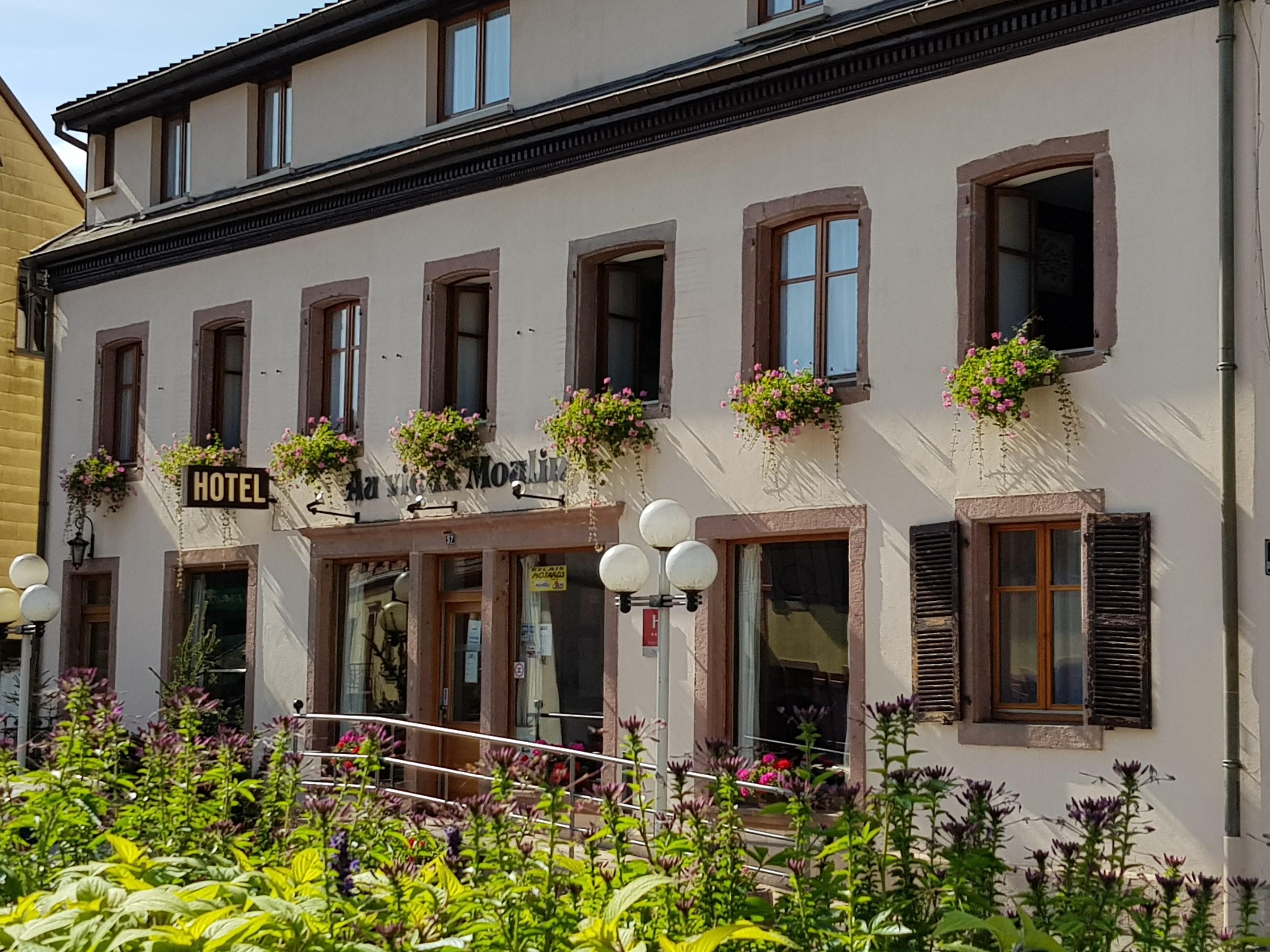 Hotel Au Vieux Moulin Lapoutroie Exterior photo