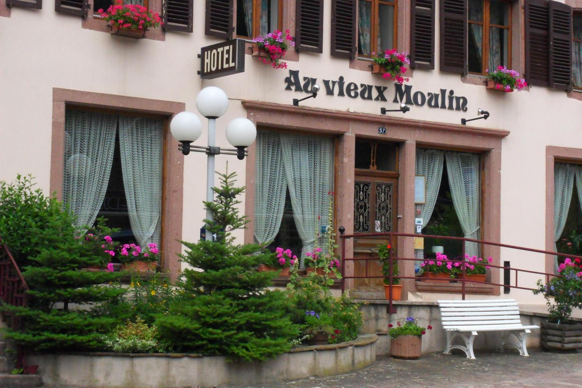 Hotel Au Vieux Moulin Lapoutroie Exterior photo